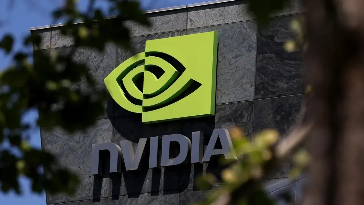 Keberhasilan Nvidia $46,7 Miliar di Kuartal 2 Hadapi Tantangan ASIC | Berita