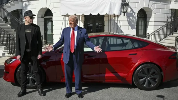 Tesla Ajukan Taruhan Triliun Dolar Buktikan Lebih dari Mobil | Berita